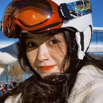 绽放青春 封面